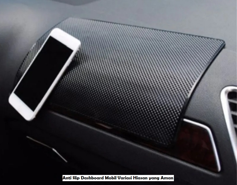 Dashboard Mobil Variasi